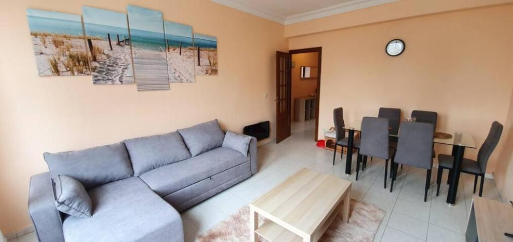 Piso Centrico - Desayuno De Bienvenida Apartment Ferrol Luaran gambar